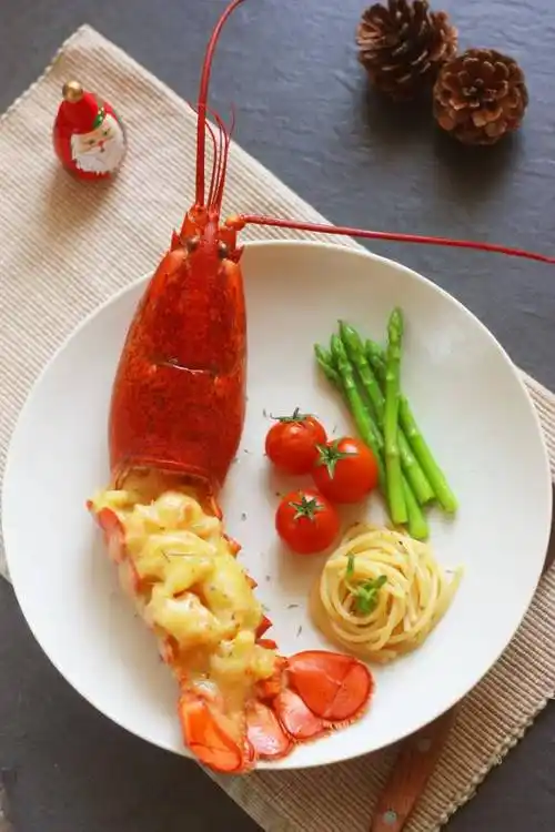 奶酪焗波士顿大龙虾——过年做一顿丰盛海鲜餐