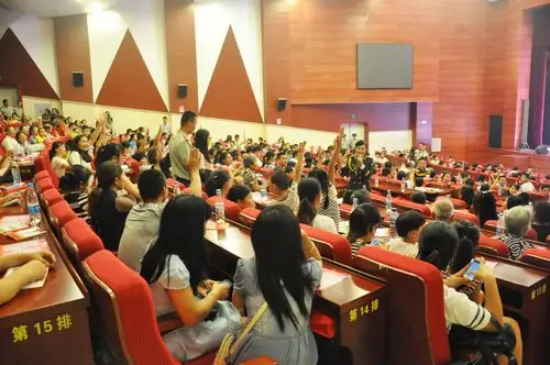 【暑期社会实践】农大学子携文化下乡共谱警民联欢