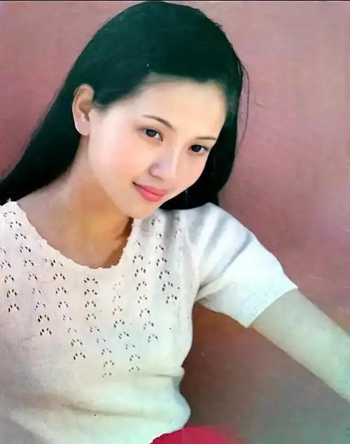 陶慧敏老公,陶慧敏年轻美照欣赏