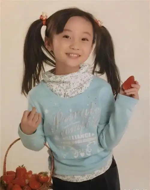 "交换人生"15年后,林妙可杨沛宜的差别,如今一个顶好一个逊爆