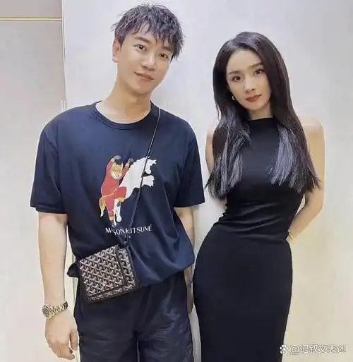 男友人为杨幂庆生关系亲密似恋人,数十张合照被爆