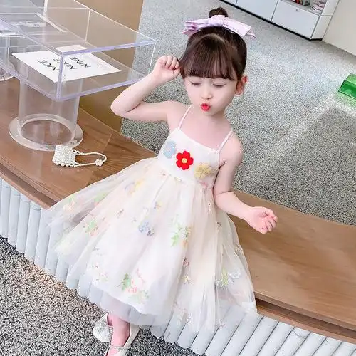 女宝宝洋气花朵吊带连衣裙夏季新款小女孩甜美公主风网纱裙1-6岁3