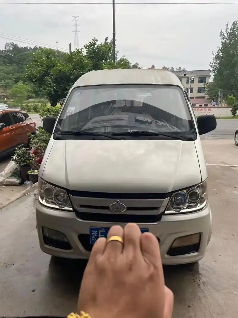 长安双排小货车,车厢2.8米.#上热门97 #每天推荐好车二 - 抖音