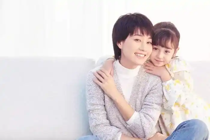马伊琍夺白玉兰视后,大女儿全国赛夺冠:妈妈强大了,孩子才优秀 .