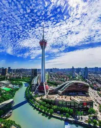 成都最高的地标建筑,339米直入云霄,被评为全国"5大高塔"之一