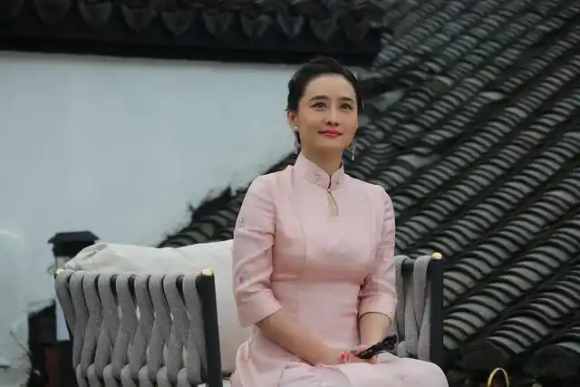 《师兄撞鬼》:那一年女神16岁,而他也还只是星仔_陈德容