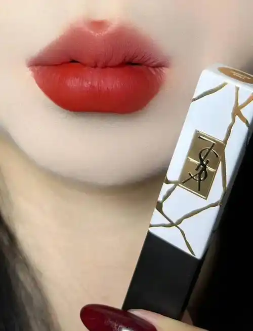 ysl圣罗兰冰川大理石小金条口红浪漫礼盒 2款热门色号一次get!