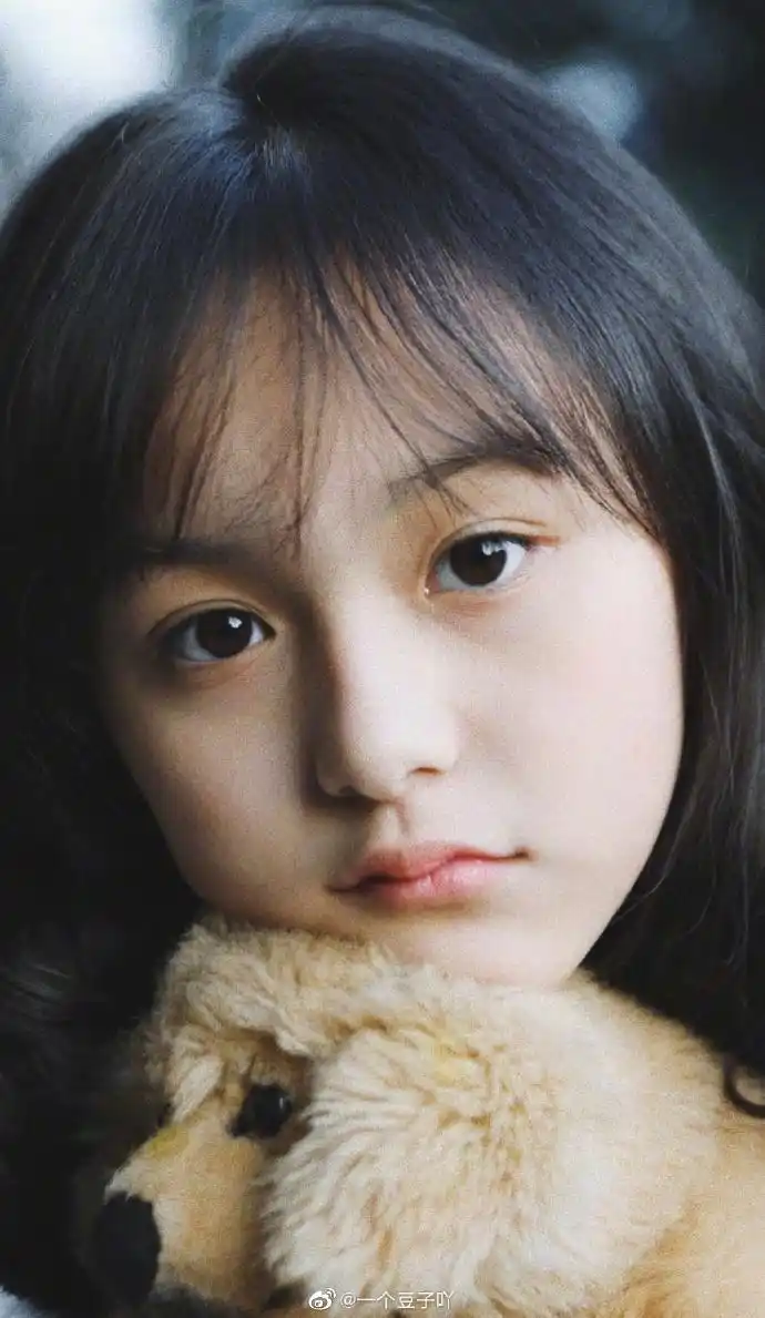 在家办公是种什么样的体验# #刘楚恬# 这么久不更博 旧图凑合着看吧