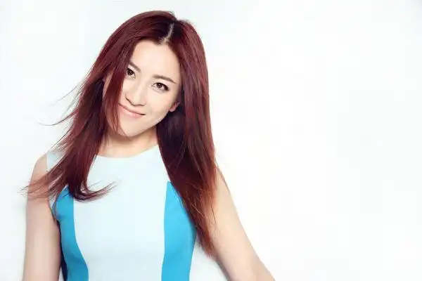 郭涛,从山圪梁梁走出的陕北民歌"小天后"!