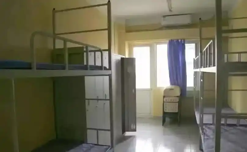 北京电影学院宿舍条件怎么样几人间宿舍图片