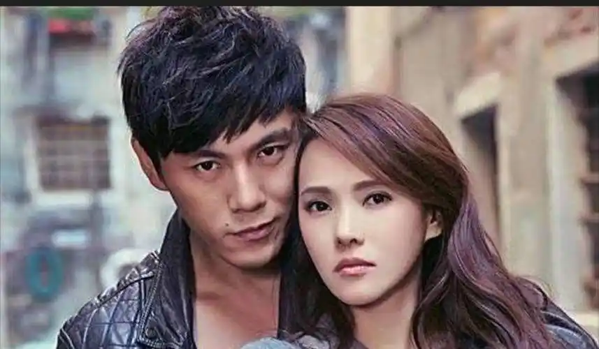 42岁秦昊疑似整容,妻子伊能静被扒曾婚内不忠诚,网友人红是非多