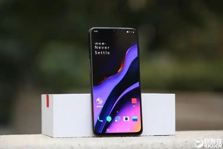 一加6t电光紫开箱图赏:这手感无敌了