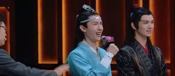 原创演员版蓝忘机扮演者童星出道跟关晓彤传绯闻却多年不火