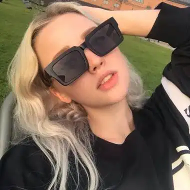 可爱黑白女头像欧美头像图片