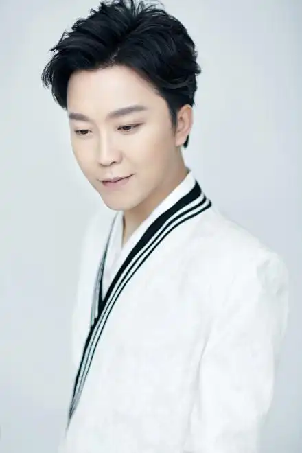 李玉刚献晓唱晓梦特别篇主题曲迷人嗓音治愈酷狗网友