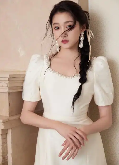 关晓彤眼妆好美##关晓彤红唇