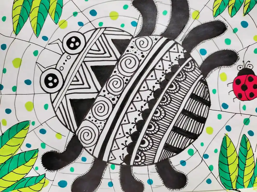 《蜘蛛》线描儿童画适合七岁以上小朋友绘画噢～最近有点忙～ - 抖音