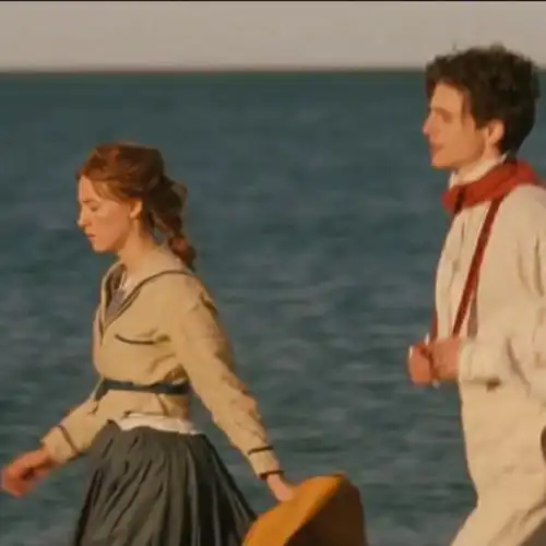 《小妇人》低像素头像#小众头像  #文艺头像  #女生头像  #文艺电影