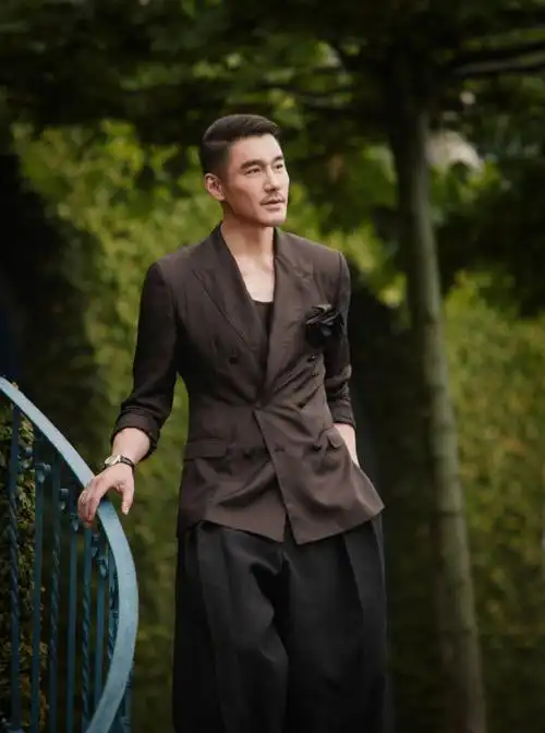 胡兵 米兰时装周##胡兵全球go##胡兵出发去爱