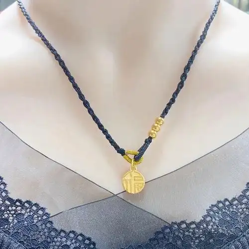老凤凰黄金小福牌吊坠女圆牌福字项链女足金小金珠编绳挂坠毛衣链