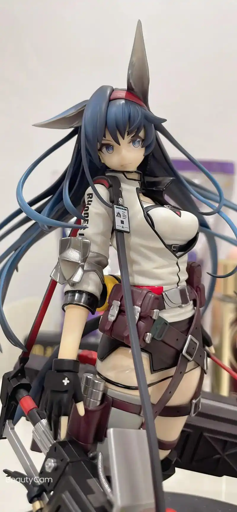 卖掉了一个挺喜欢的手办.拍一组照片纪念一下帅气 - 抖音