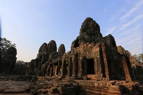 【携程攻略】暹粒巴戎寺景点,巴戎寺是吴哥奇迹最值得一去的景点之一.