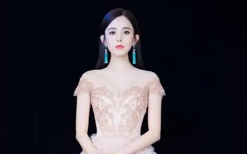 古力娜扎礼服时尚写真,高清壁纸图片,大陆明星-回车桌面