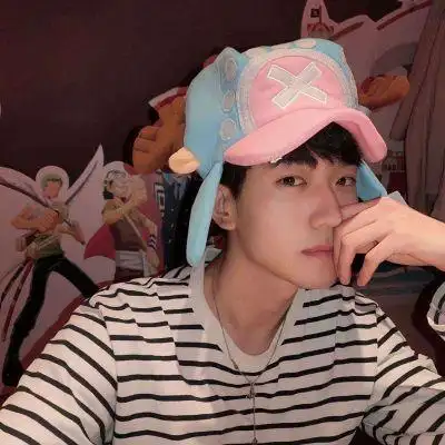 网恋丑照男头-高清头像