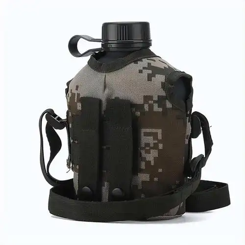 回顾小装备见证国力崛起我国军用水壶70多年里经过了哪些变迁