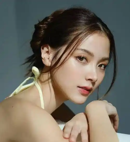 绝美泰国女星被称"泰第一美女"和"国民甜心" 竟拥有中国血统?