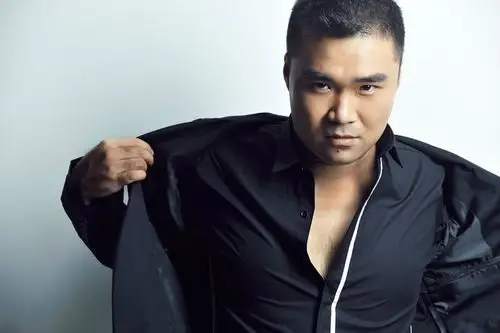 p>崔钟,影视演员,毕业于 a target="_blank" h