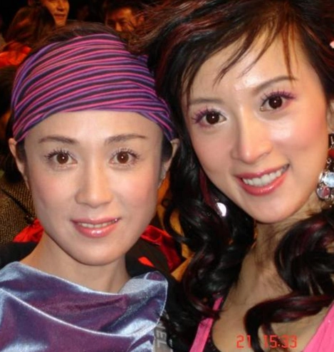 图傅艺伟金巧巧有什么关系傅艺伟金巧巧神似姐妹