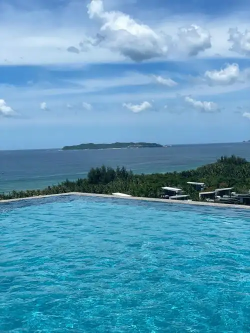 六月的三亚海棠湾