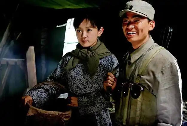 2010年,一部名为《为了新中国,前进》的电视剧在央视一台上演.