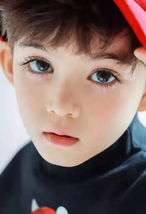 长脸的男宝宝理什么发型可爱 摆脱单调款式的造型