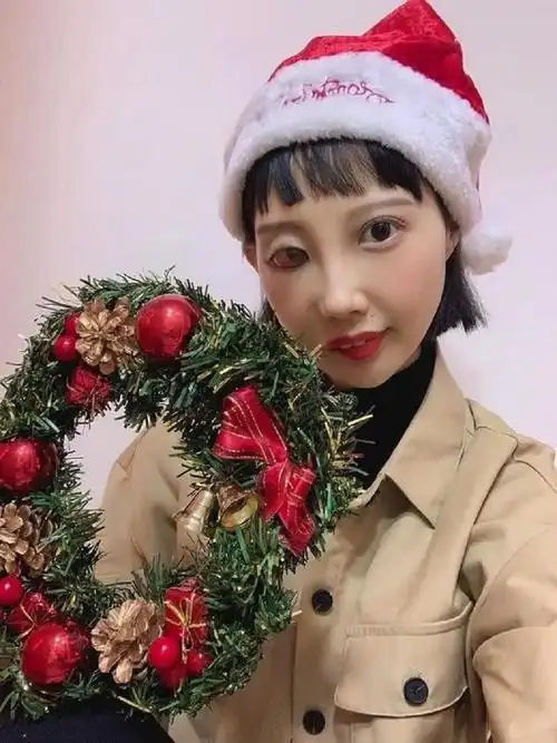 香港娱乐圈再传噩耗又一明星去世享年31岁抗癌歌手李明蔚