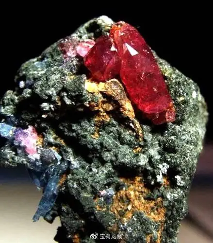 坦桑尼亚红宝石原石