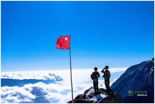 雪海云天里的无声冲锋