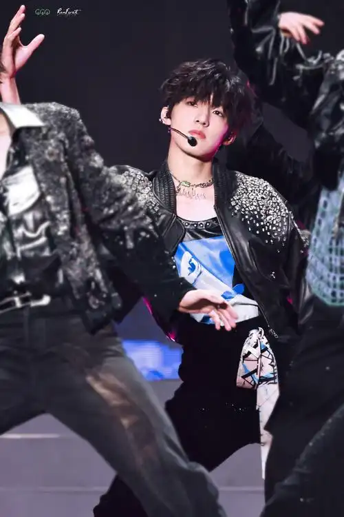 张泽禹舞台##张泽禹全是有效舞台