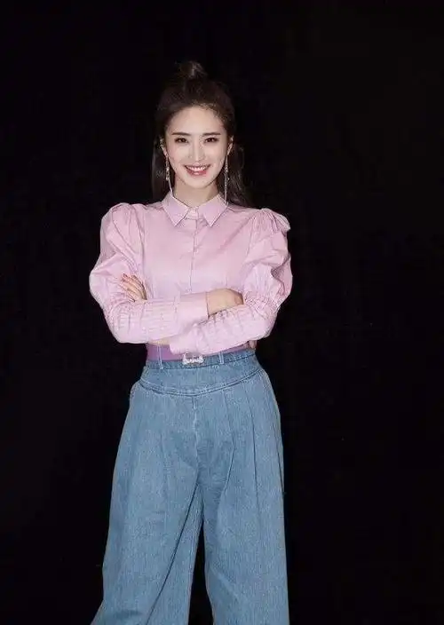 湖南卫视美女刘烨近照江苏女孩嫁长沙成娱乐圈时尚辣妈