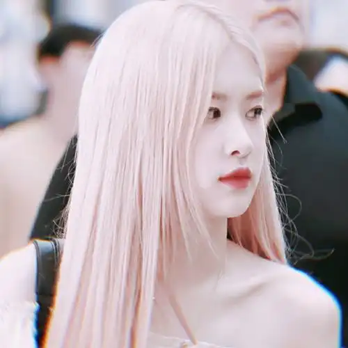 朴彩英头像金发碧眼朴彩英79ros07