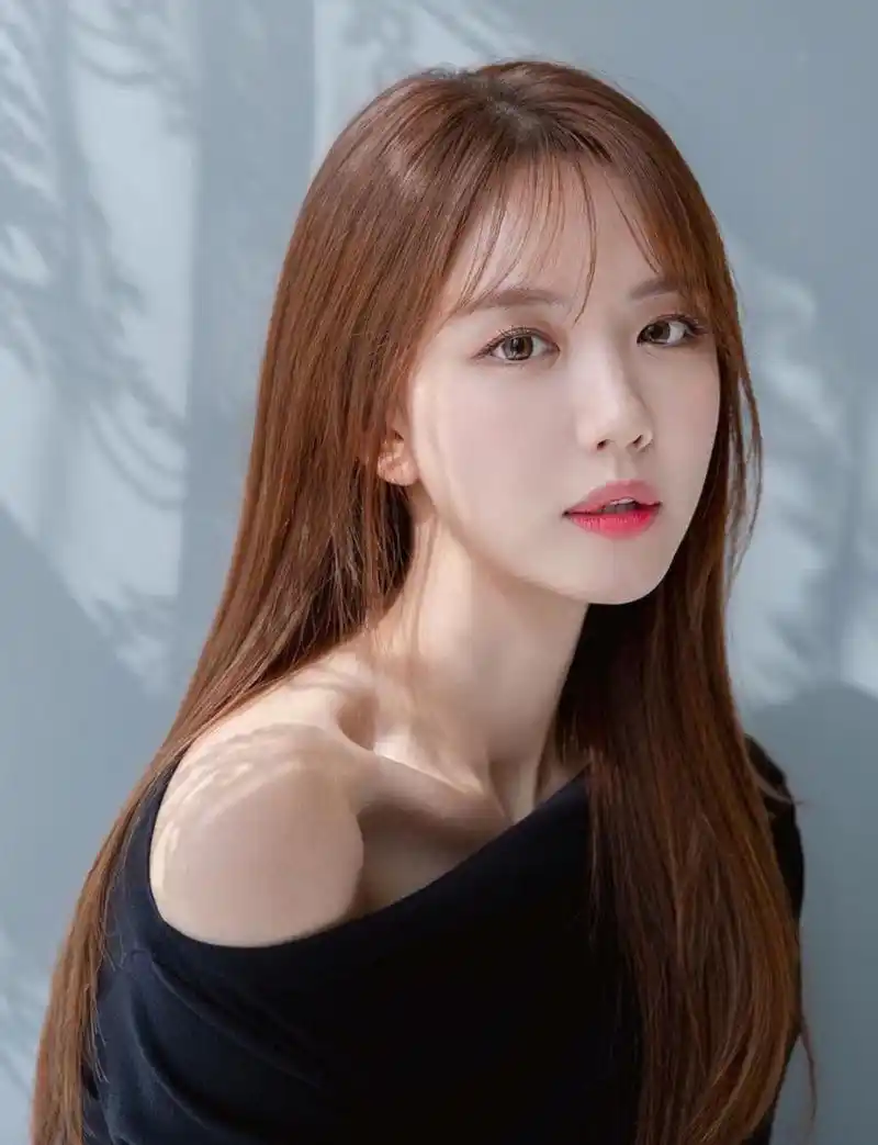 养眼的美女大头照,清新可人是心动的感觉#美女大头照