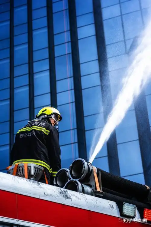 为什么消防员那么帅呢? - 知乎