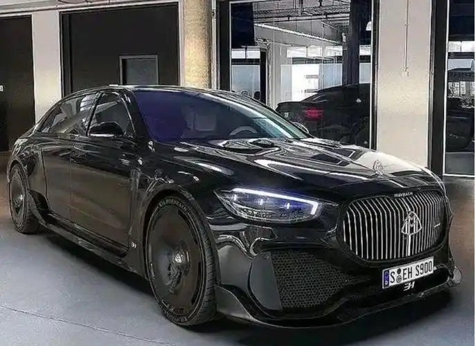 奔驰"旗舰"迈巴赫s900实车:搭4.4t双涡轮v8动力!5秒破百?