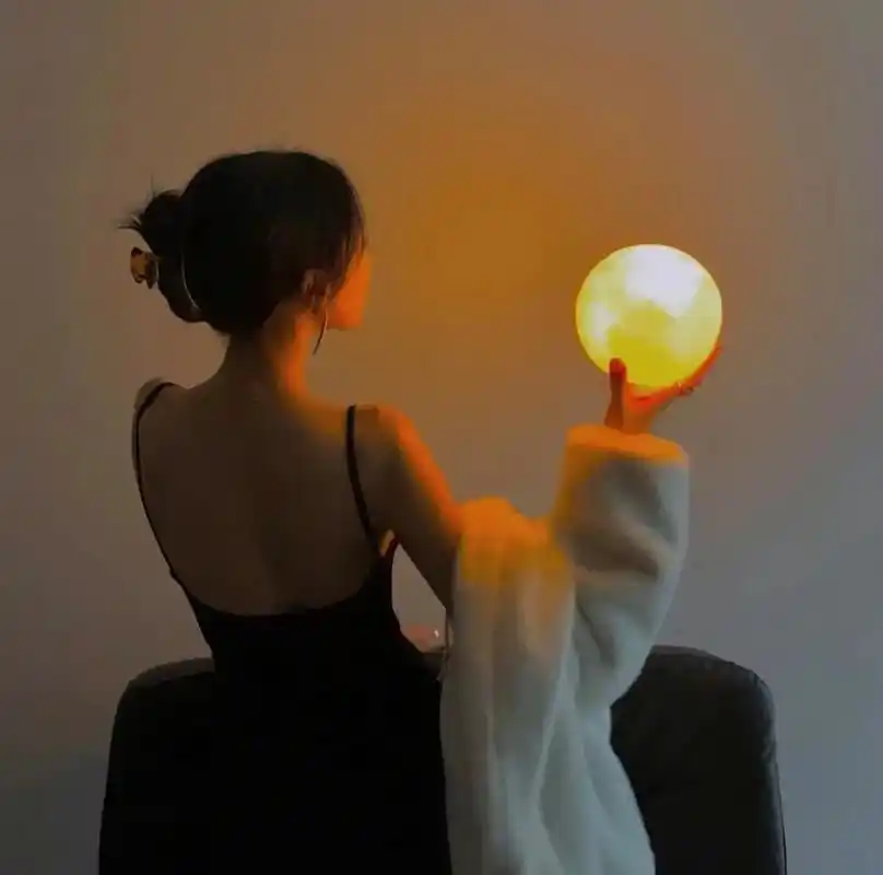 背影高清女头像