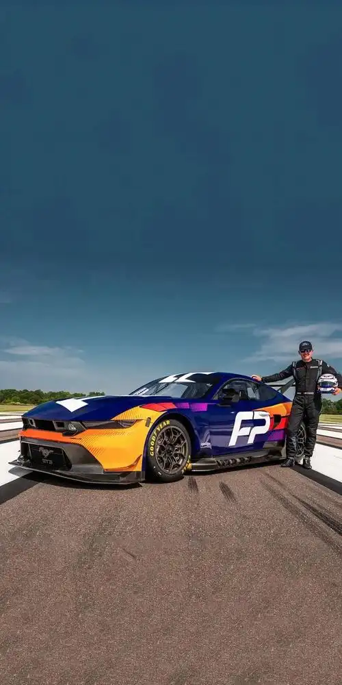 福特全新野马mustanggt3赛车