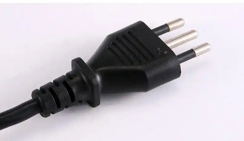 厂家直销意大利三芯插头10a 意大利电源线插头 意大利三插