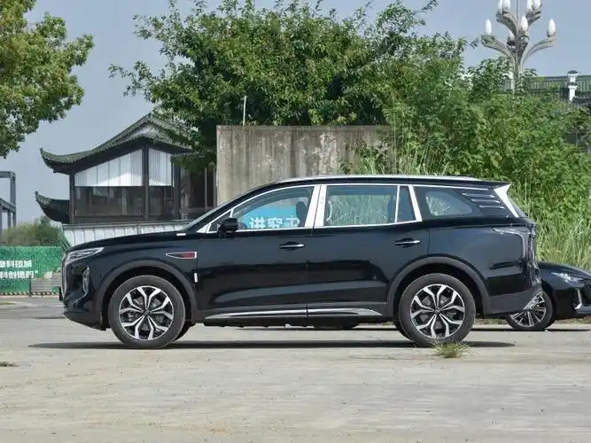 西安地区红旗hs7大降价最新报价2358万不容错过