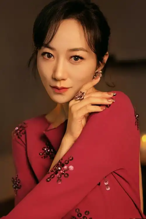 韩雪红裙优雅曼妙