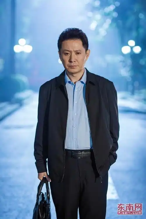 《廖俊波》邵武杀青 主演郭广平设立"廖俊波爱心基金"(2)